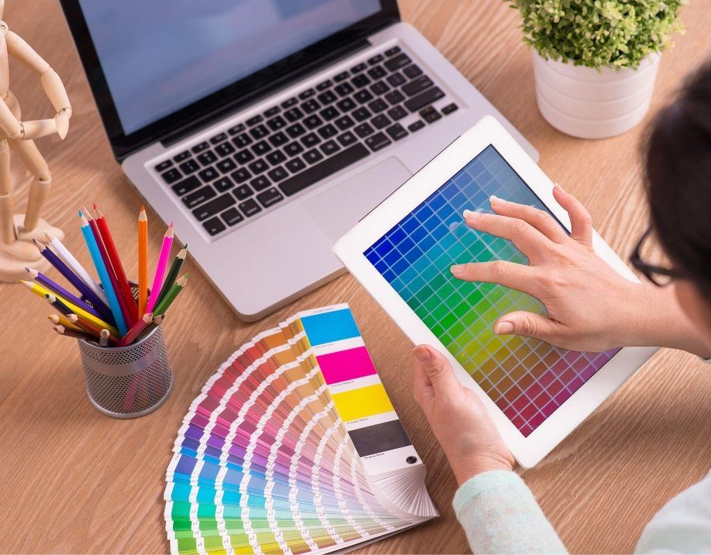 How to choose colours for website
